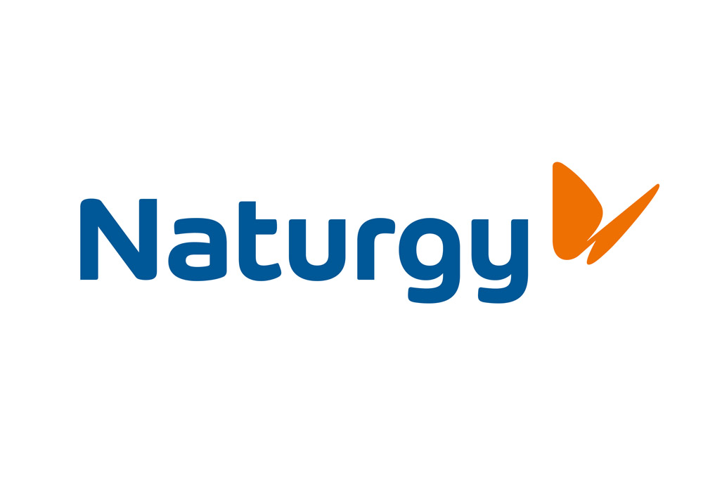 Naturgy potencia la digitalización de los estudiantes vulnerables con nuevas donaciones de equipos informáticos