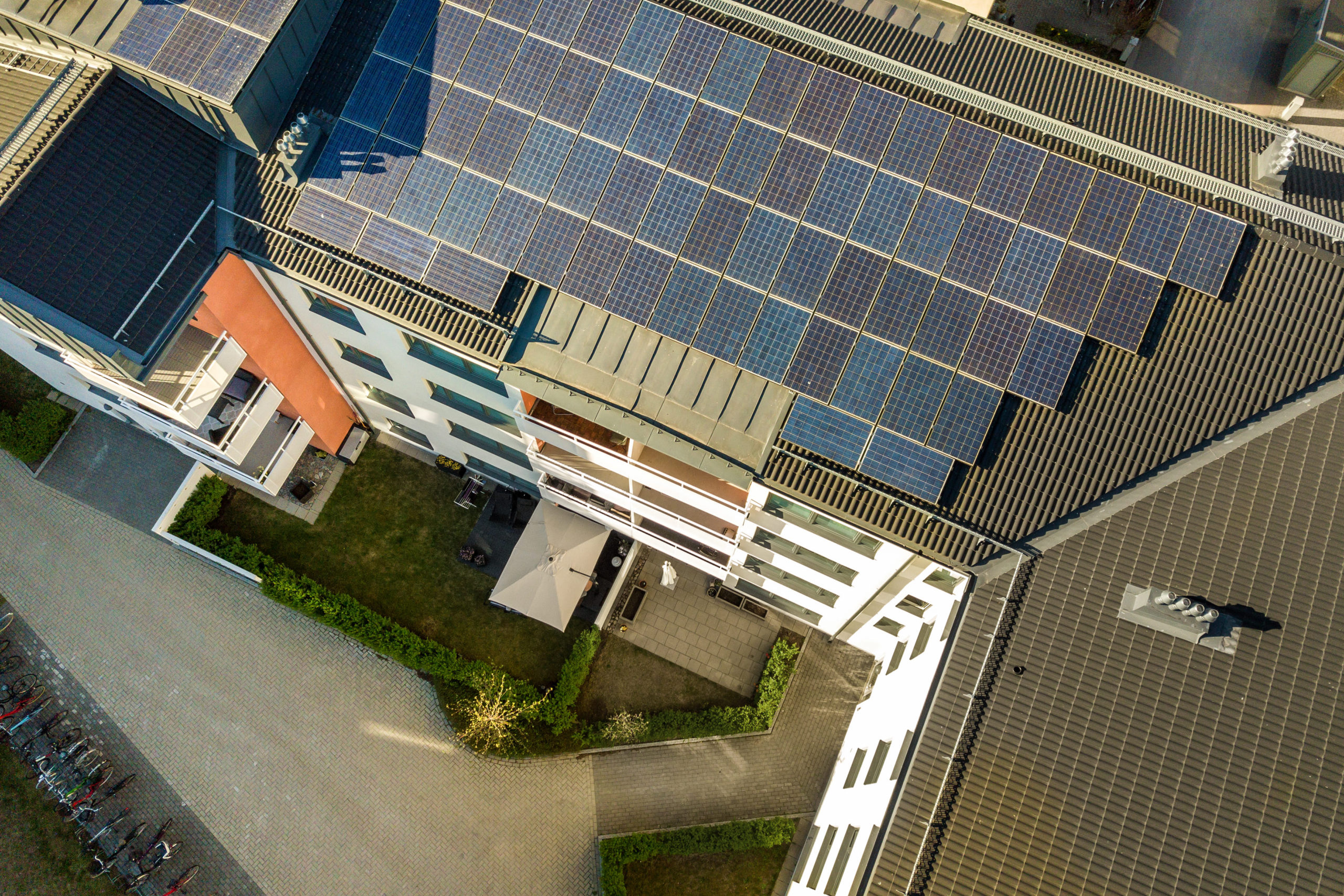 5 pasos para realizar una instalación fotovoltaica en una comunidad de vecinos